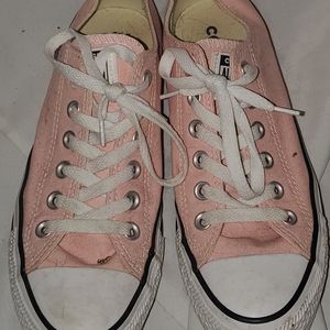 Almost new converse sneakers